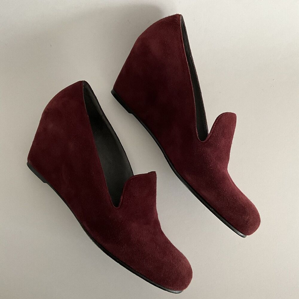 Stuart Weitzman Wedge Burgundy Slip-on Pumps 10 - Picture 5 of 13